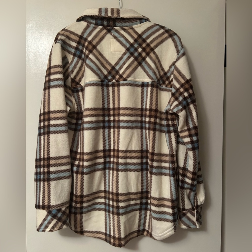 Plaid Button-Up Shacket - Picture 4 of 4